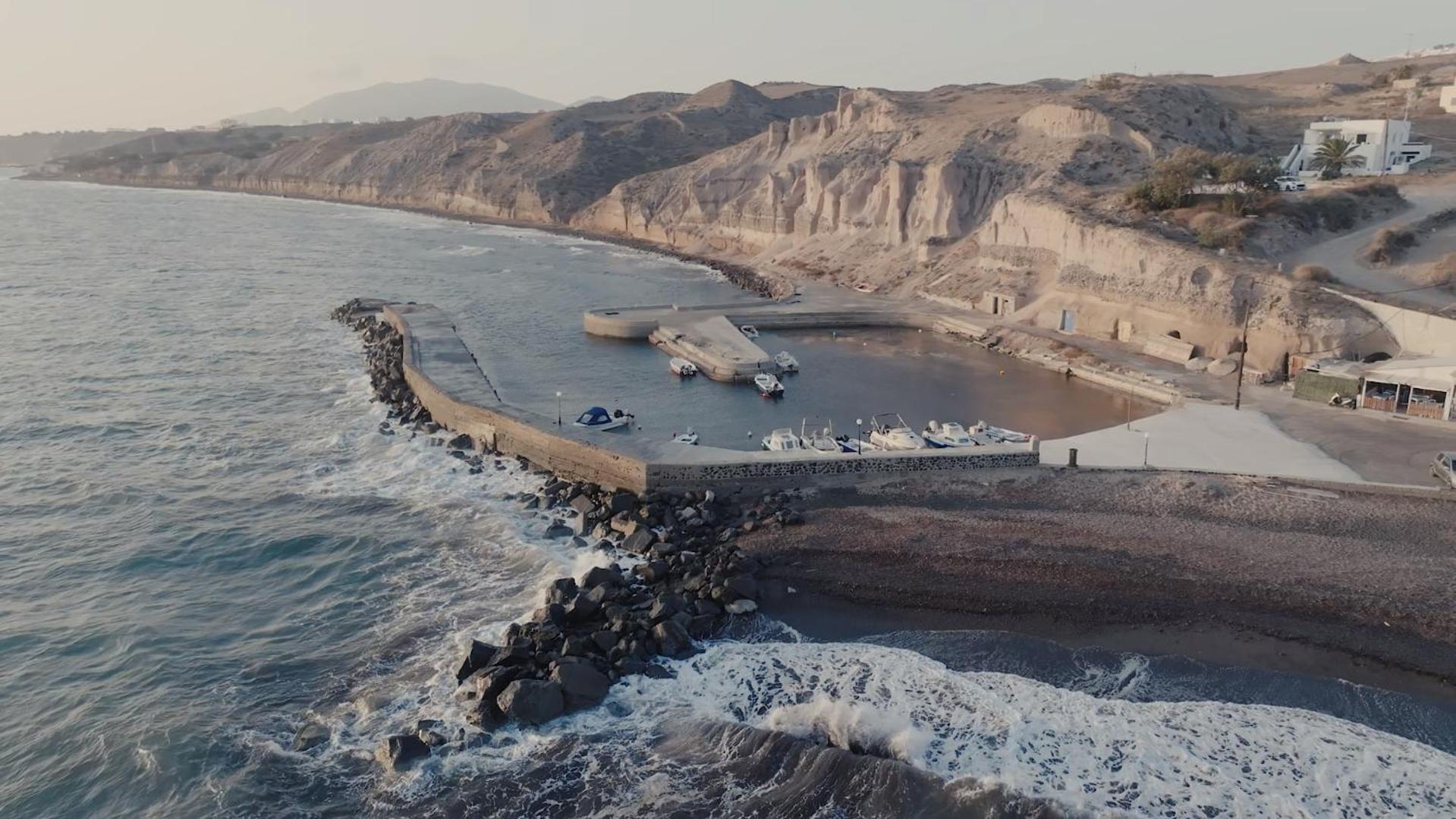 Peaceful Seafront Retreat In Santorini -Sonus Mare Beach Houses Vourvoulos Экстерьер фото